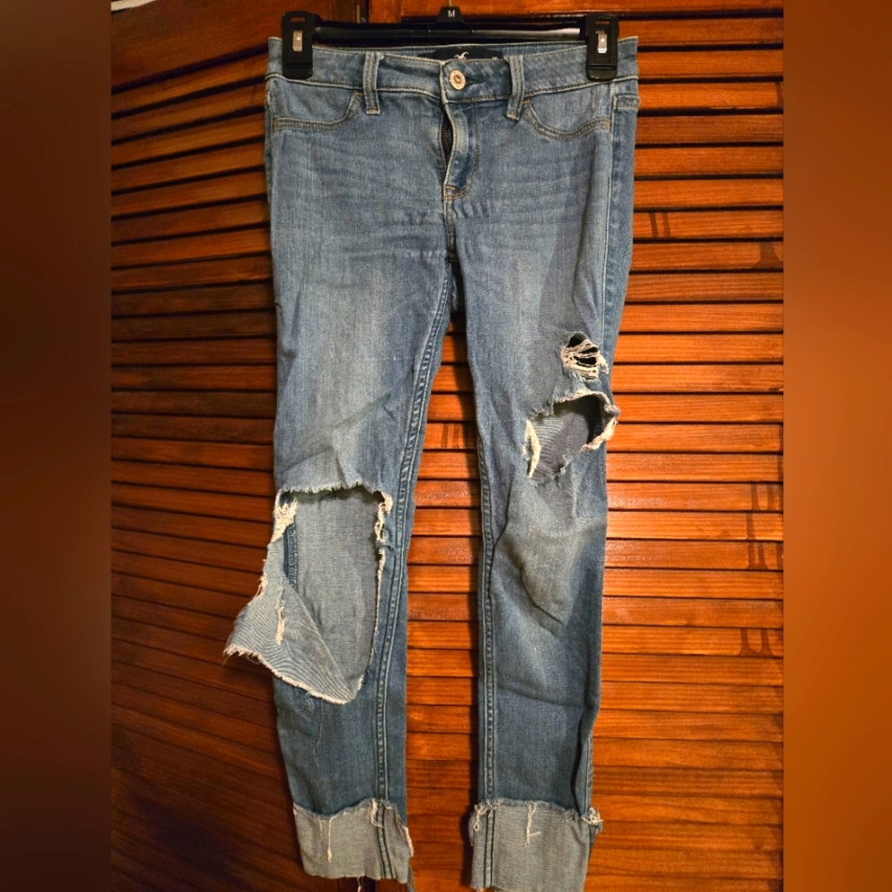 Hollister Jean Capris